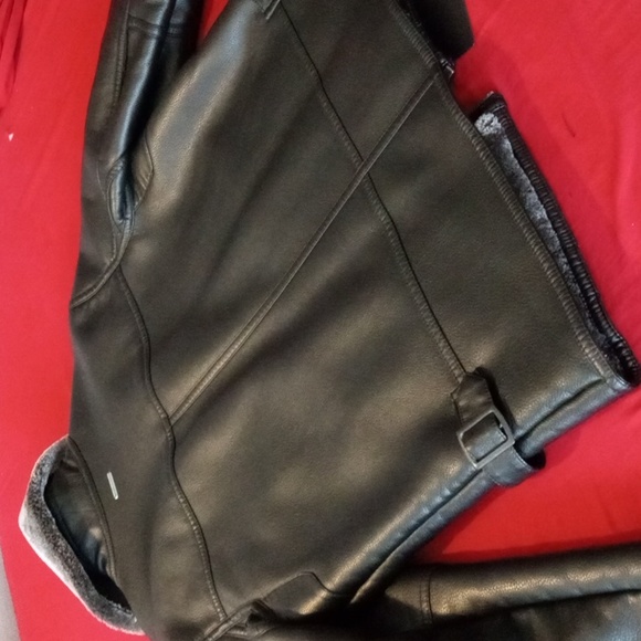 ANDREW MARC. - Picture 9 of 11